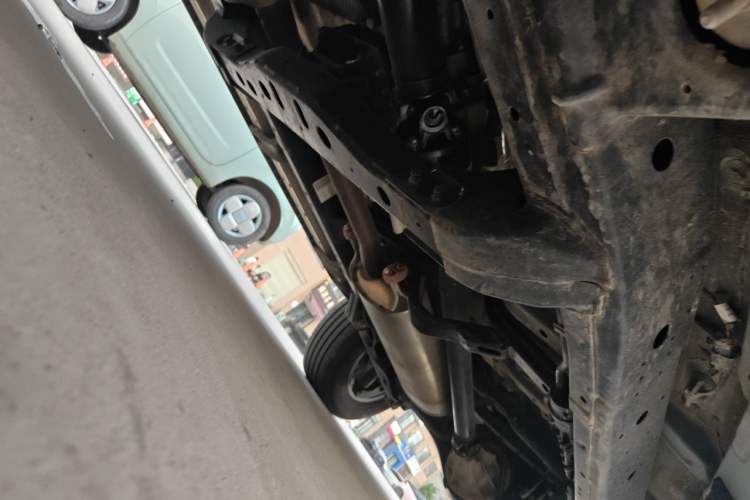 Used BAIC Off-Road BJ40 2024 2.0T All-New Urban Hunter Edition Chivalrous Style Chassis Front Left