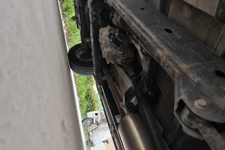 Used BAIC Off-Road BJ40 2024 2.0T All-New Urban Hunter Edition Chivalrous Style Chassis Rear Left