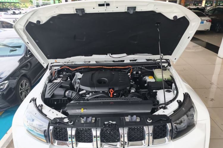 Used BAIC Off-Road BJ40 2024 2.0T Urban Hunter Honor Edition Engine Bay