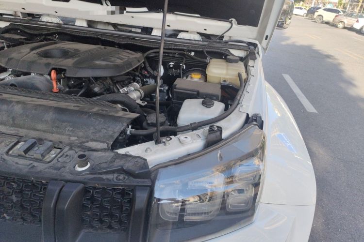 Used BAIC Off-Road BJ40 2024 2.0T Urban Hunter Honor Edition Engine Bay Left