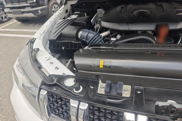 Used BAIC Off-Road BJ40 2024 2.0T Urban Hunter Honor Edition Engine Bay Right