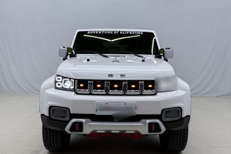 Used BAIC Off-Road BJ40 2024 2.0T Urban Hunter Honor Edition Exterior 1