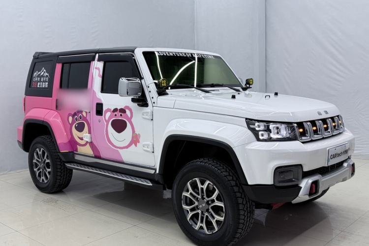Used BAIC Off-Road BJ40 2024 2.0T Urban Hunter Honor Edition Exterior 2