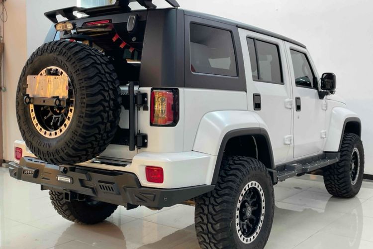 Used BAIC Off-Road BJ40 2024 2.0D Blade Hero Glory Edition Exterior 6