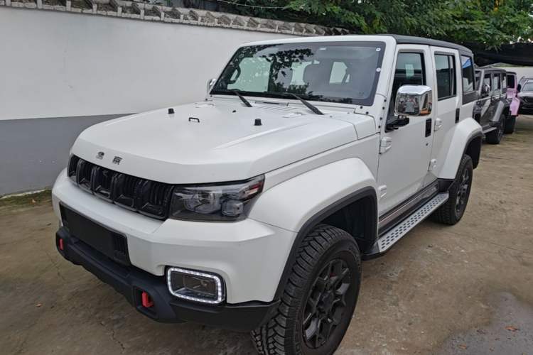 Used BAIC Off-Road BJ40 2024 2.0D Blade Hero Glory Edition Guazi used car, China used car export, Used car for sale, Used BAIC Off-Road cars, Cheapest cars for sale