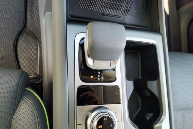 Used BAIC Off-Road BJ40 2024 2.0T All-New Urban Hunter Edition Ultimate Version Gear Lever