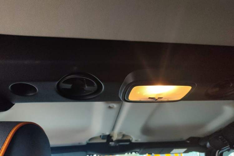 Used BAIC Off-Road BJ40 2024 2.0T Urban Hunter Honor Edition Headliner