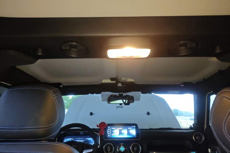 Used BAIC Off-Road BJ40 2024 2.0D Blade Hero Glory Edition Headliner
