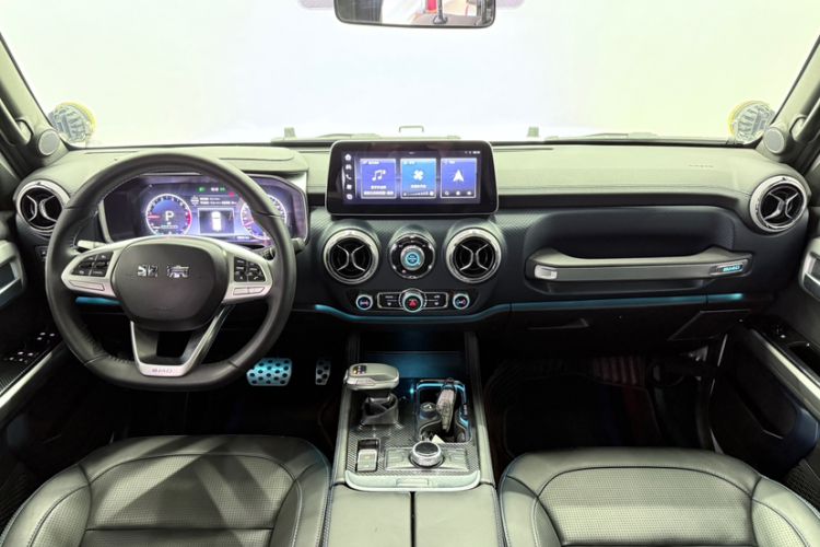 Used BAIC Off-Road BJ40 2024 2.0T Urban Hunter Honor Edition Interior 1