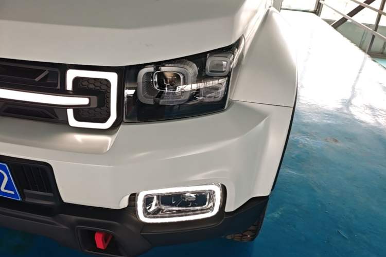 Used BAIC Off-Road BJ40 2024 2.0D Blade Hero Glory Edition Left Front Headlight