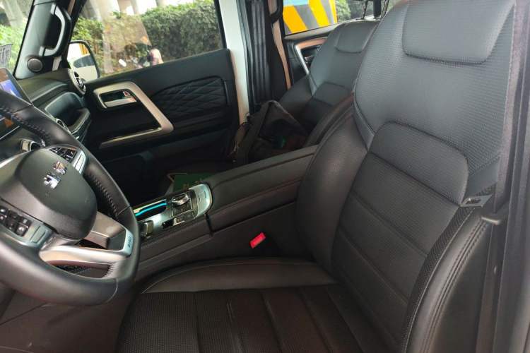 Used BAIC Off-Road BJ40 2024 2.0T Urban Hunter Honor Edition Left Front Seat