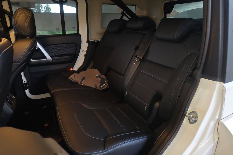 Used BAIC Off-Road BJ40 2024 2.0D Blade Hero Glory Edition Left Rear Seat