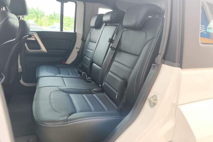 Used BAIC Off-Road BJ40 2024 2.0T Urban Hunter Honor Edition Left Rear Seat
