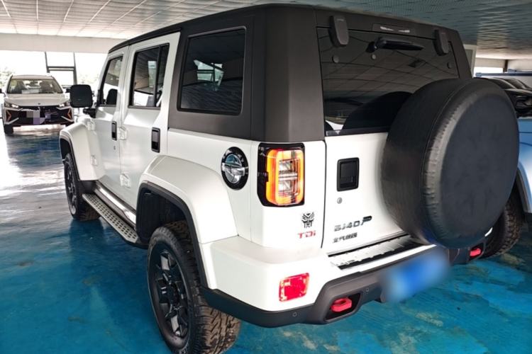 Used BAIC Off-Road BJ40 2024 2.0D Blade Hero Glory Edition Rear Left 45 Deg
