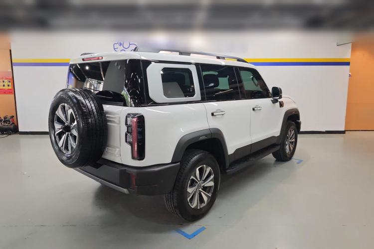 Used BAIC Off-Road BJ40 2024 2.0T All-New Urban Hunter Edition Ultimate Version Rear Right 45 Deg