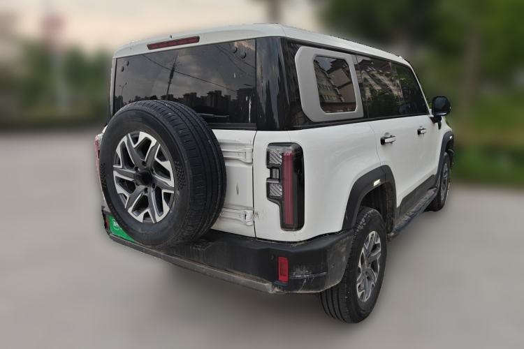 Used BAIC Off-Road BJ40 2024 2.0T All-New Urban Hunter Edition Chivalrous Style Rear Right 45 Deg