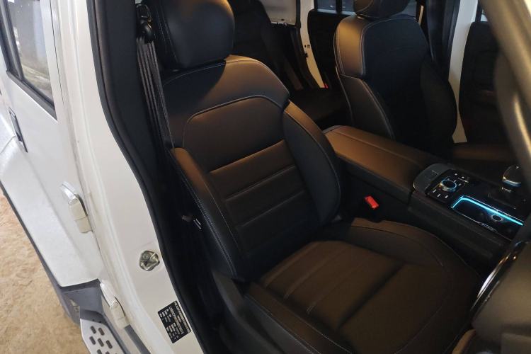 Used BAIC Off-Road BJ40 2024 2.0D Blade Hero Glory Edition Right Front Seat
