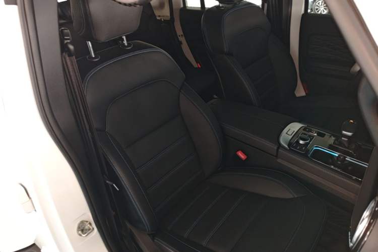 Used BAIC Off-Road BJ40 2024 2.0D Blade Hero Glory Edition Right Front Seat