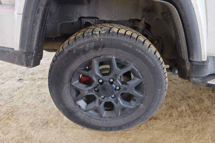 Used BAIC Off-Road BJ40 2024 2.0D Blade Hero Glory Edition Right Rear Wheel Hub