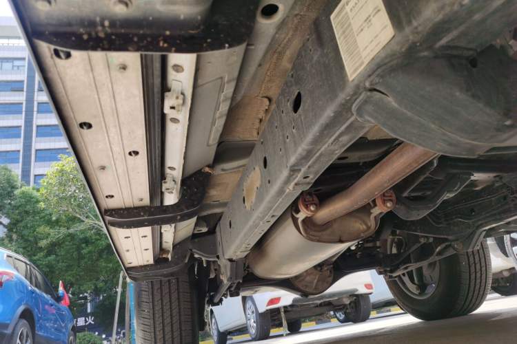 Used BAIC Off-Road BJ40 2024 2.0T All-New Urban Hunter Edition Ultimate Version Right Side Sill