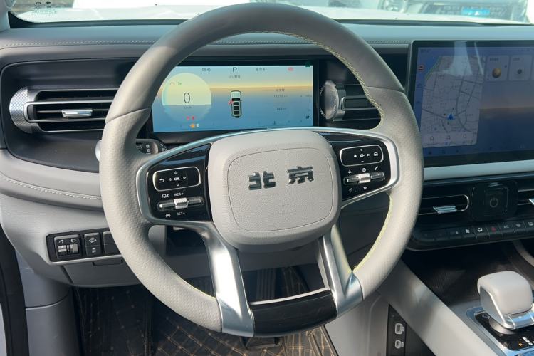 Used BAIC Off-Road BJ40 2024 2.0T All-New Blade Hero Edition Climber Steering Wheel