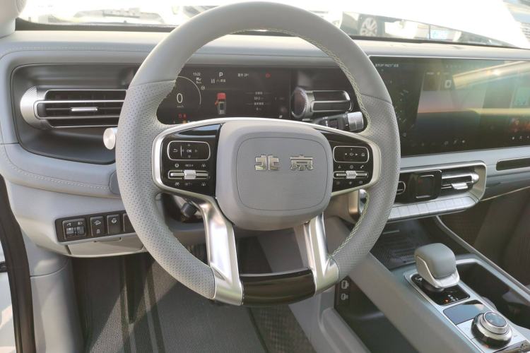 Used BAIC Off-Road BJ40 2024 2.0T All-New Urban Hunter Edition Ultimate Version Steering Wheel