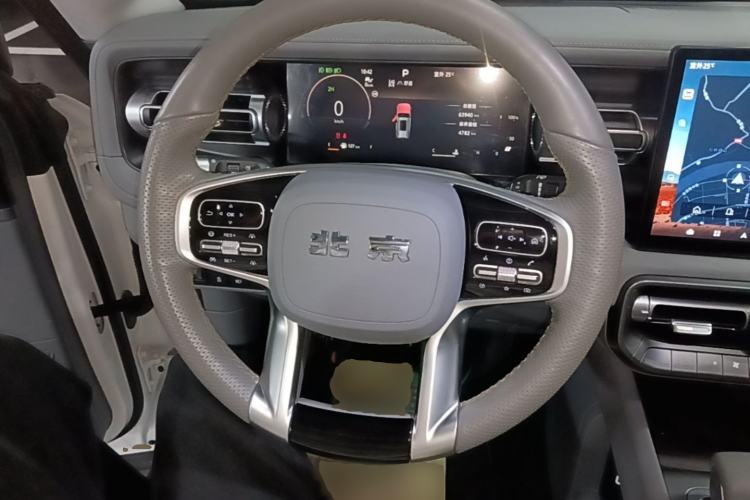 Used BAIC Off-Road BJ40 2024 2.0T All-New Urban Hunter Edition Ultimate Version Steering Wheel