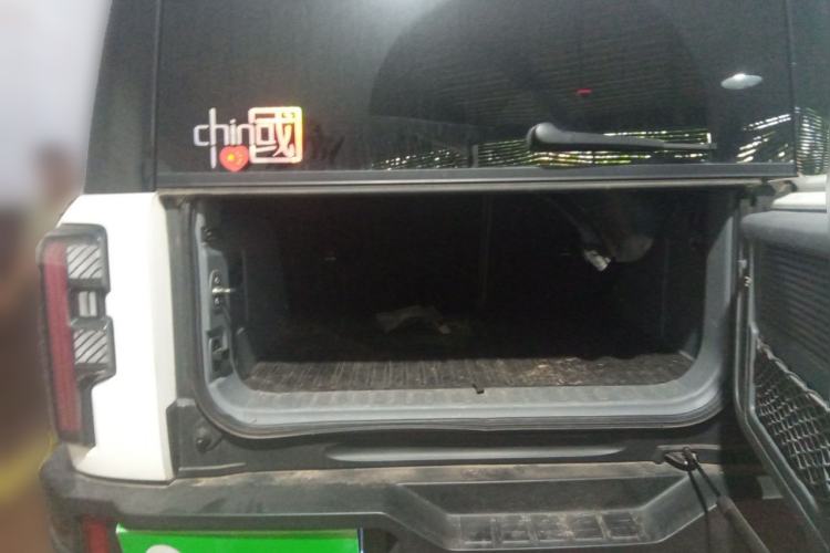 Used BAIC Off-Road BJ40 2024 2.0D All-New Blade Hero Crosser Trunk