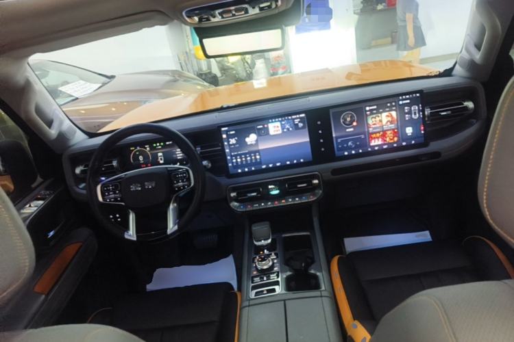 Used BAIC Off-Road BJ40 2024 2.0T All-New Urban Hunter Edition Ultimate Version Center Console