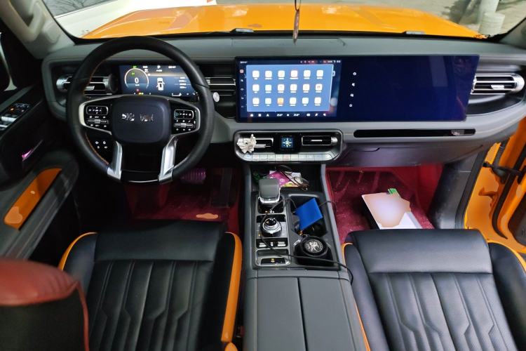 Used BAIC Off-Road BJ40 2024 2.0T All-New Urban Hunter Edition Chivalrous Style Center Console