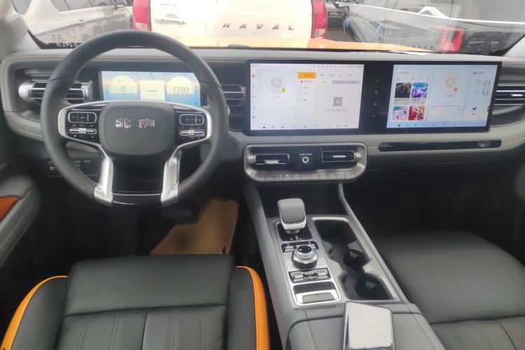 Used BAIC Off-Road BJ40 2024 2.0T All-New Urban Hunter Edition Ultimate Version Center Console
