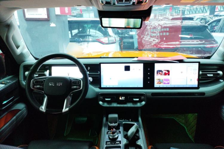 Used BAIC Off-Road BJ40 2024 2.0T All-New Urban Hunter Edition Ultimate Version Center Console
