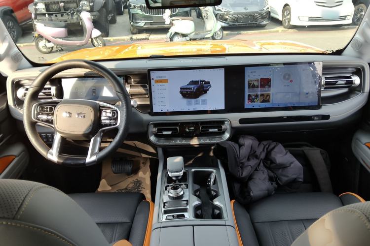 Used BAIC Off-Road BJ40 2024 2.0T All-New Urban Hunter Edition Ultimate Version Center Console
