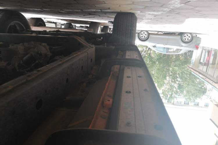 Used BAIC Off-Road BJ40 2024 2.0T All-New Urban Hunter Edition Chivalrous Style Chassis Rear Left