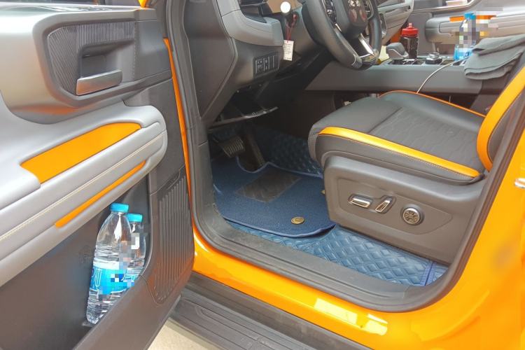 Used BAIC Off-Road BJ40 2024 2.0T All-New Urban Hunter Edition Pioneer Type Driver Seat