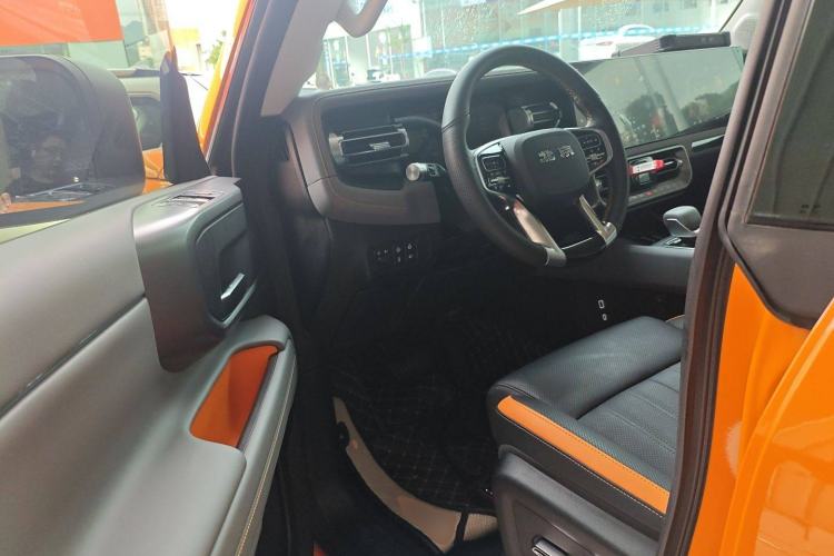 Used BAIC Off-Road BJ40 2024 2.0T All-New Urban Hunter Edition Chivalrous Style Driver Seat