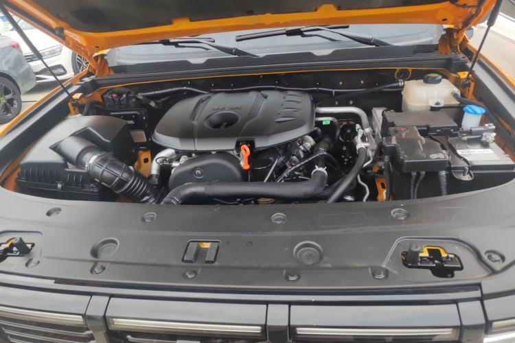 Used BAIC Off-Road BJ40 2024 2.0T All-New Urban Hunter Edition Ultimate Version Engine Bay