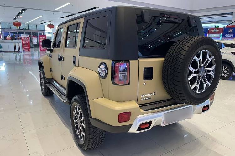 Used BAIC Off-Road BJ40 2024 2.0T Urban Hunter Honor Edition Exterior 1