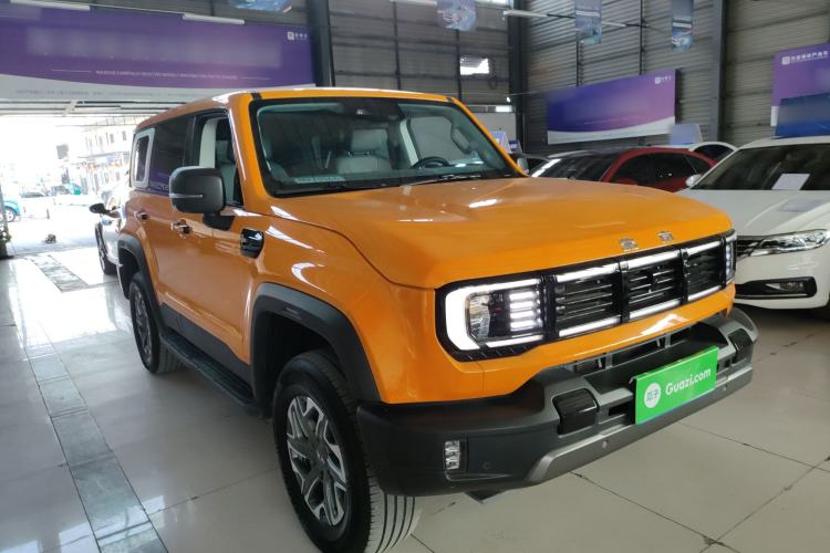 Used BAIC Off-Road BJ40 2024 2.0T All-New Urban Hunter Edition Chivalrous Style Exterior 2