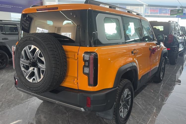 Used BAIC Off-Road BJ40 2024 2.0T All-New Urban Hunter Edition Ultimate Version Exterior 3
