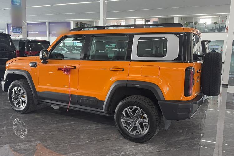 Used BAIC Off-Road BJ40 2024 2.0T All-New Urban Hunter Edition Ultimate Version Exterior 5