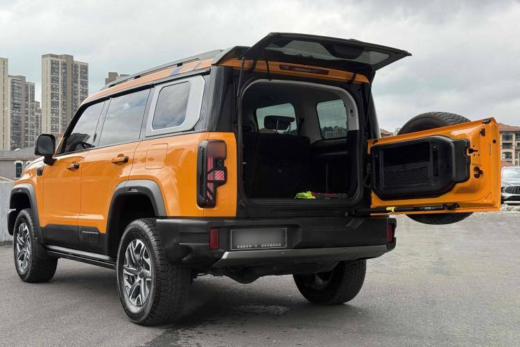 Used BAIC Off-Road BJ40 2024 2.0T All-New Urban Hunter Edition Ultimate Version Exterior 5