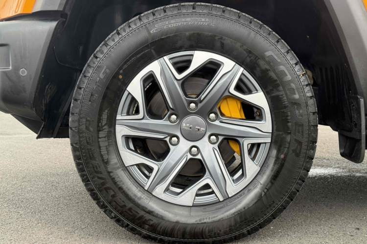 Used BAIC Off-Road BJ40 2024 2.0T All-New Urban Hunter Edition Ultimate Version Exterior 8