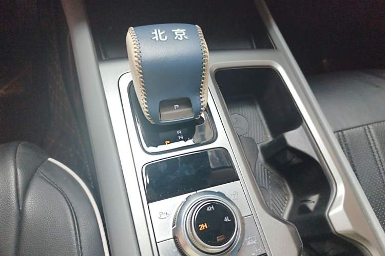 Used BAIC Off-Road BJ40 2024 2.0T All-New Urban Hunter Edition Ultimate Version Gear Lever