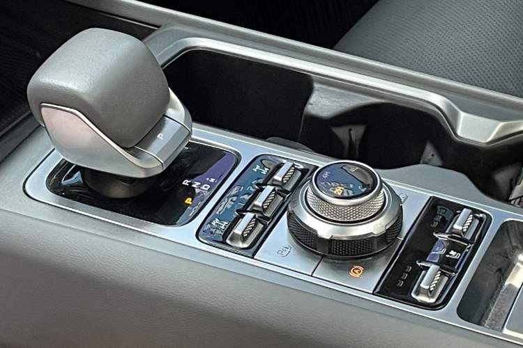 Used BAIC Off-Road BJ40 2024 2.0T All-New Urban Hunter Edition Ultimate Version Gear Lever
