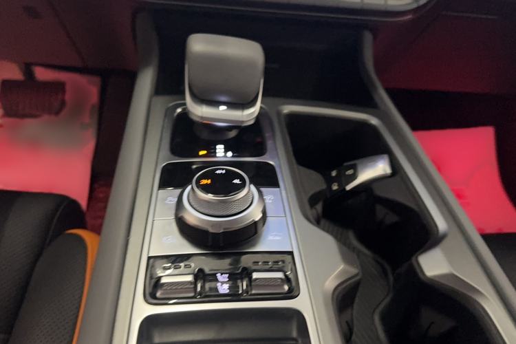 Used BAIC Off-Road BJ40 2024 2.0T All-New Urban Hunter Edition Ultimate Version Gear Lever