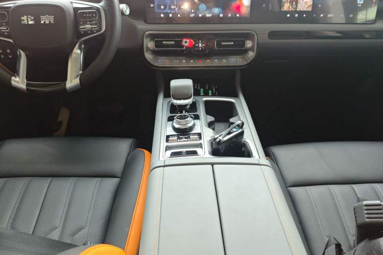 Used BAIC Off-Road BJ40 2024 2.0T All-New Urban Hunter Edition Chivalrous Style Gear Lever