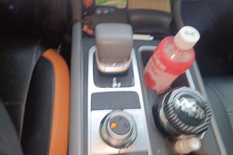 Used BAIC Off-Road BJ40 2024 2.0T All-New Urban Hunter Edition Chivalrous Style Gear Lever