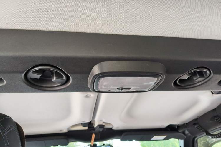 Used BAIC Off-Road BJ40 2024 2.0T Urban Hunter Honor Edition Headliner