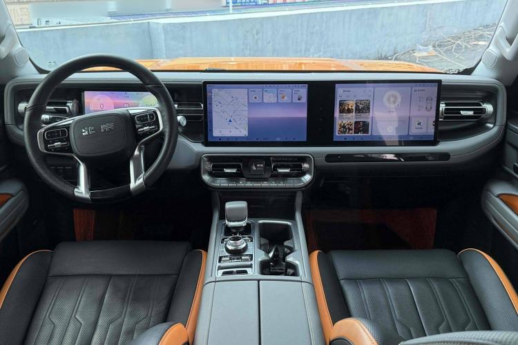 Used BAIC Off-Road BJ40 2024 2.0T All-New Urban Hunter Edition Ultimate Version Interior 1
